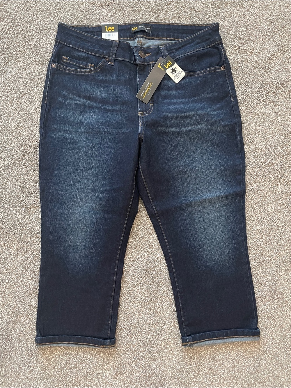 Lee Petite Capri